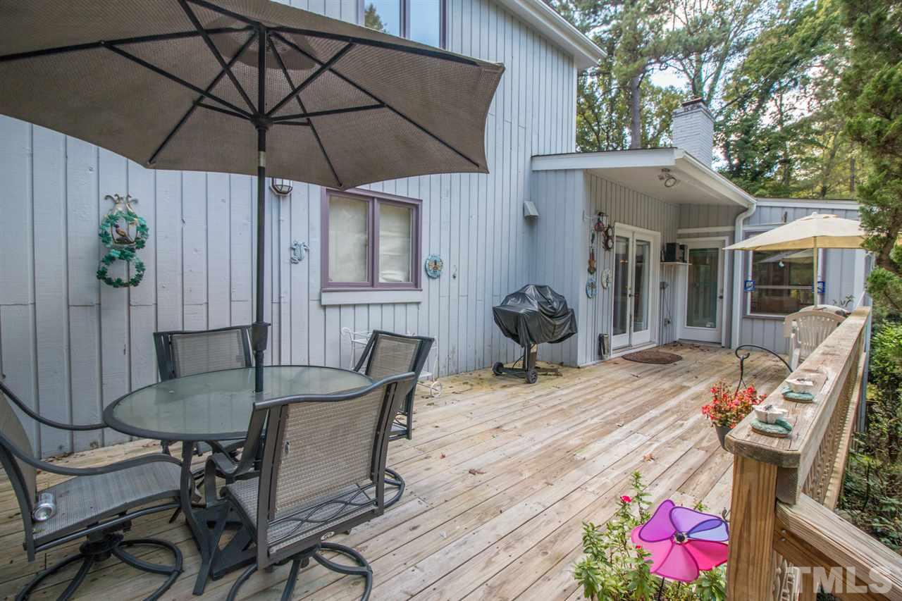 136 Bayleaf Drive Raleigh, NC 27615 - Photo 17 of 23