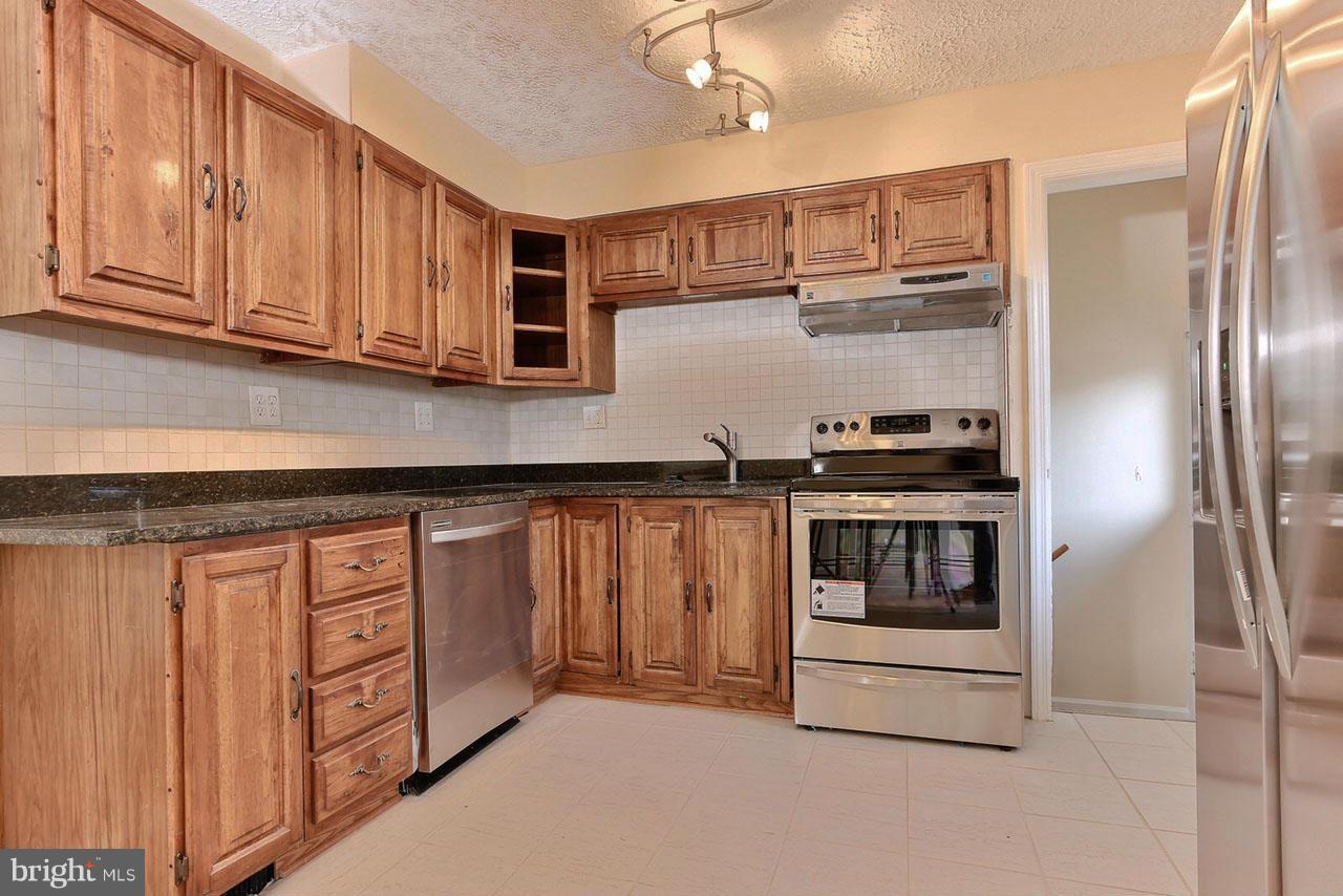 4805 Niagara Road College Park, MD 20740 - Photo 4 of 20 Kitchen