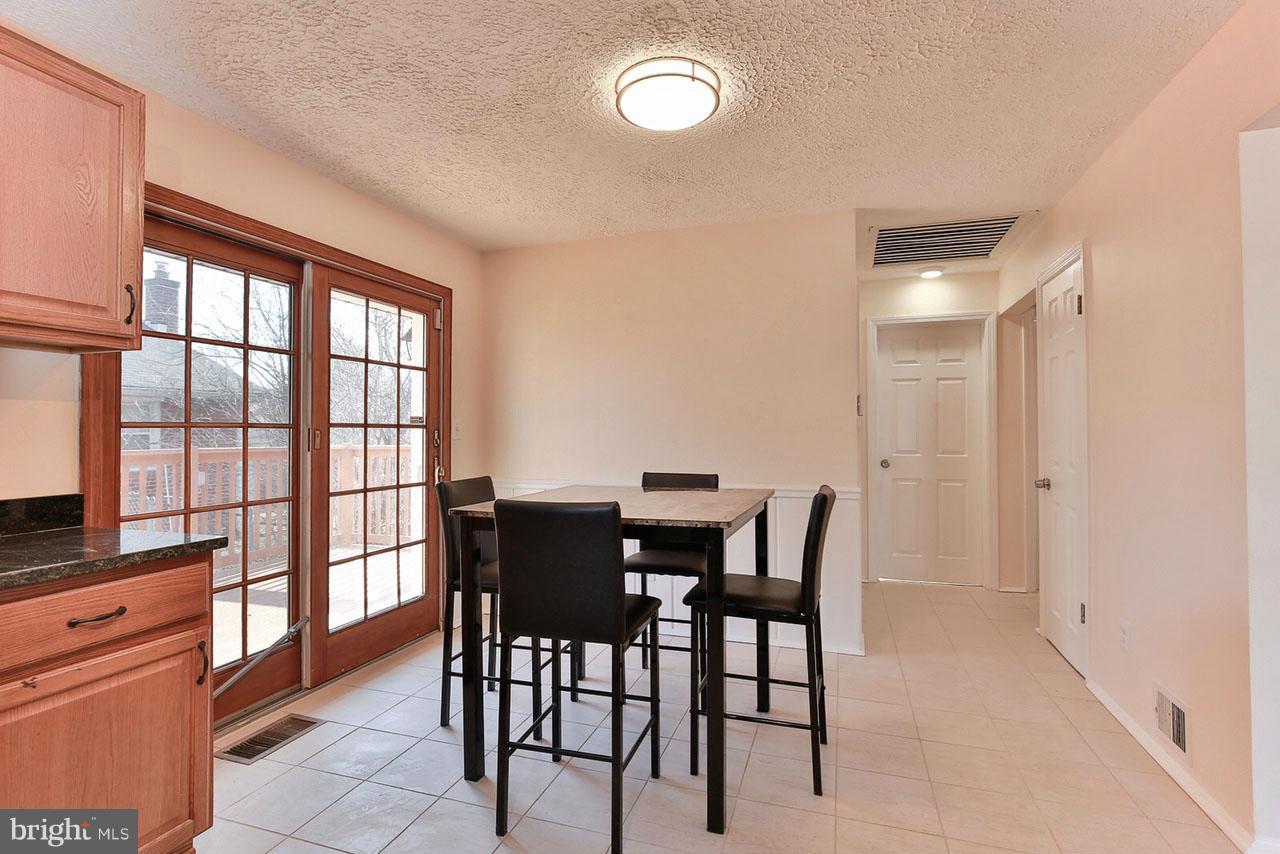 4805 Niagara Road College Park, MD 20740 - Photo 6 of 20 Interior (General)