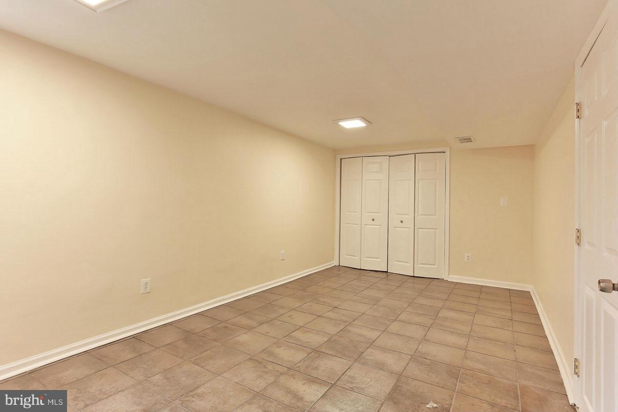 4805 Niagara Road College Park, MD 20740 - Photo 10 of 20 Interior (General)