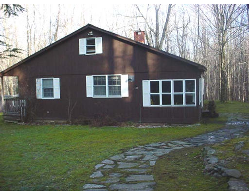33 Surriner Road Becket, MA 01223 - Photo 2 of 11 Gallery Image 2