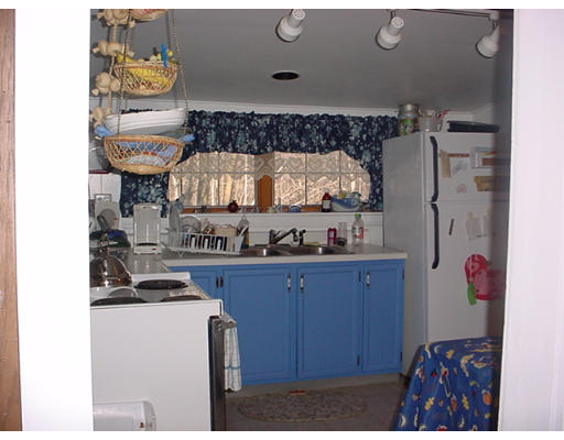 33 Surriner Road Becket, MA 01223 - Photo 10 of 11 Gallery Image 10