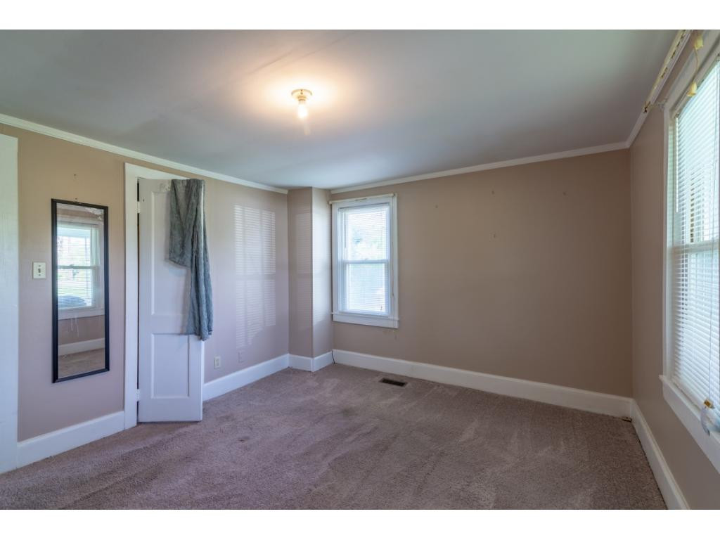 855 Emmett Road Bristol, TN 37620 - Photo 13 of 27 Photo 13