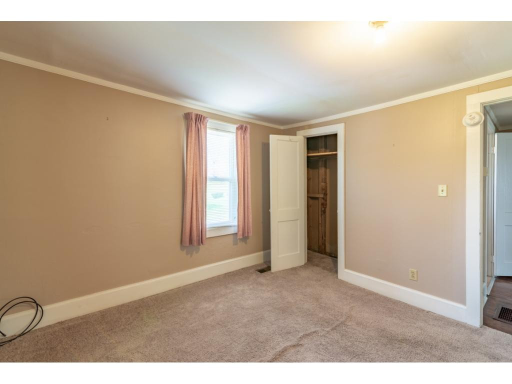 855 Emmett Road Bristol, TN 37620 - Photo 16 of 27 Photo 16