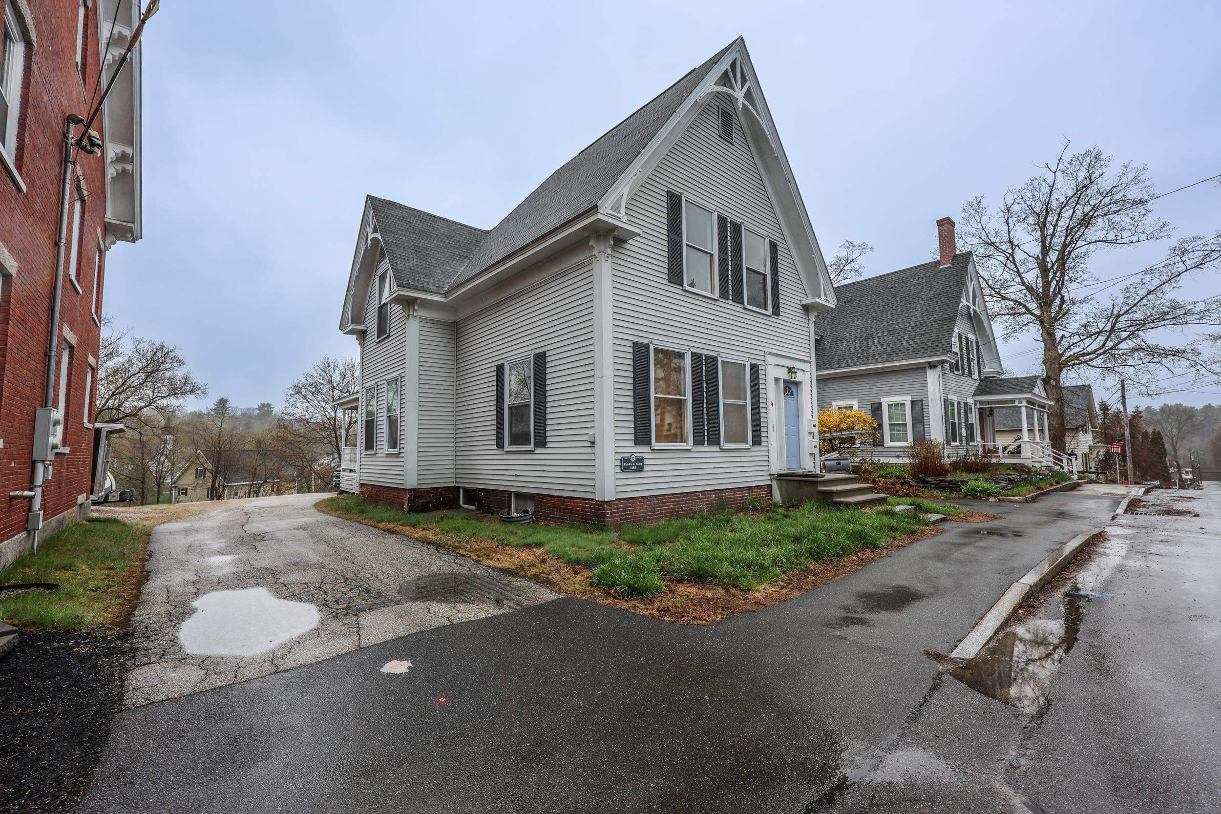14 Chestnut Street Pittsfield, NH 03263 - Photo 2 of 51