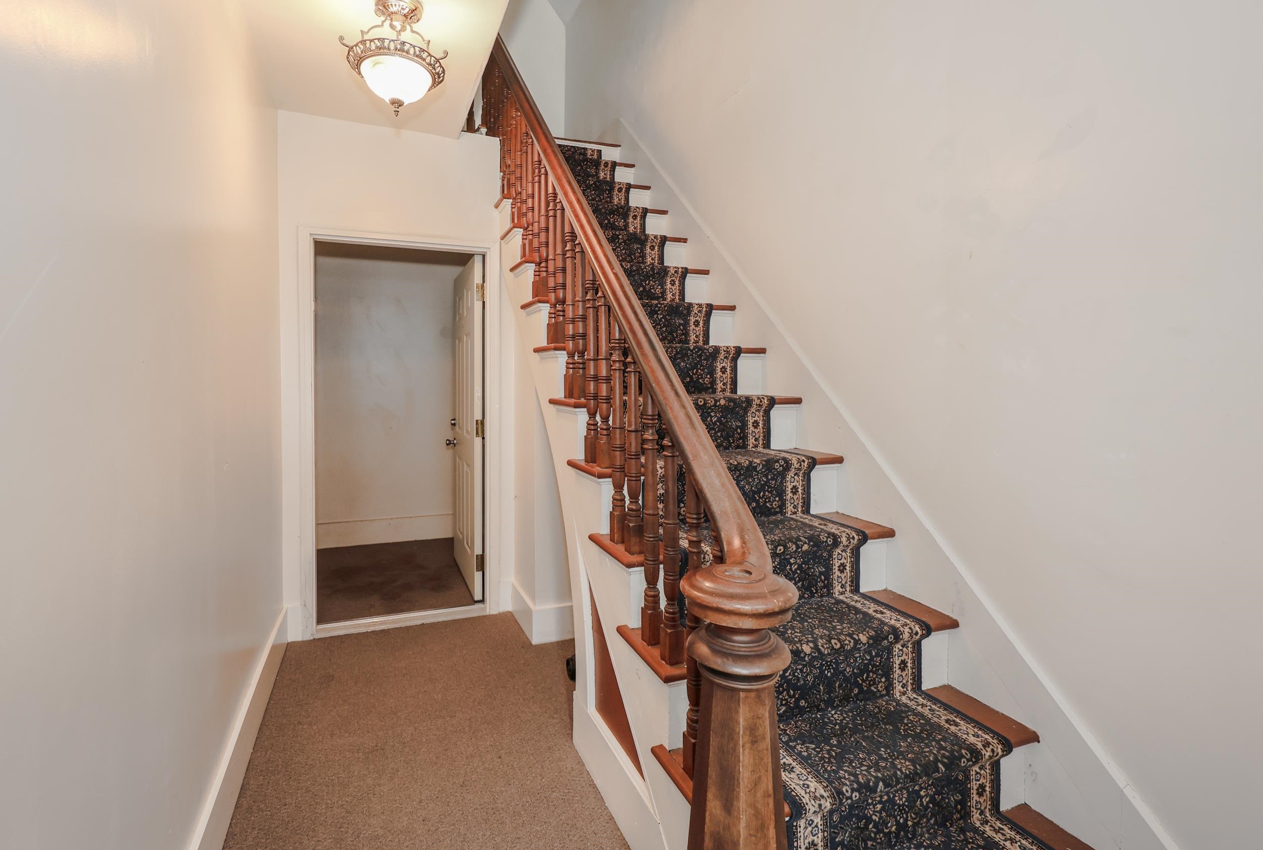 14 Chestnut Street Pittsfield, NH 03263 - Photo 3 of 51