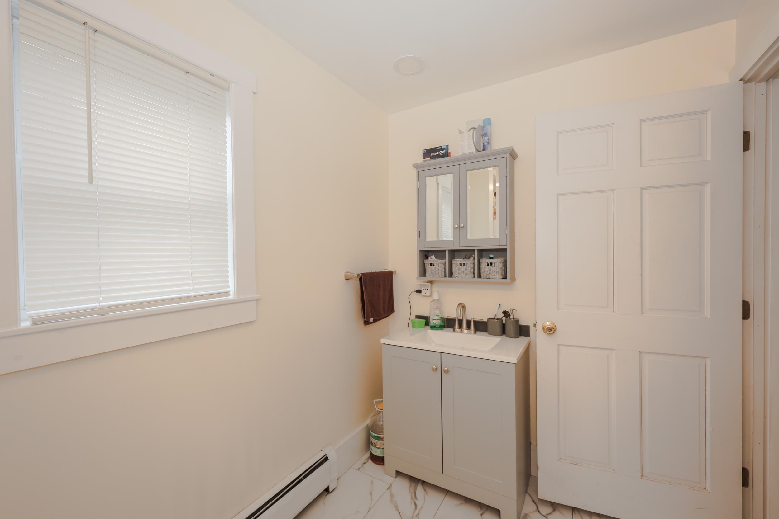 14 Chestnut Street Pittsfield, NH 03263 - Photo 9 of 51