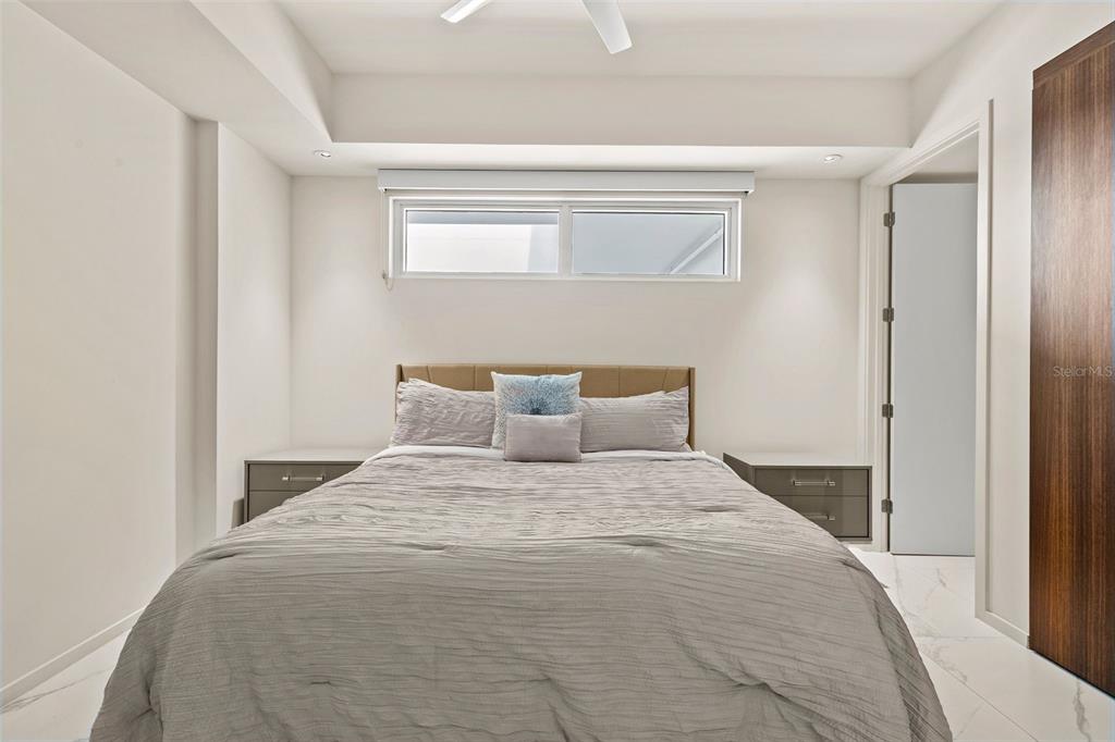 1020 Sunset Point Road, Unit 310 Clearwater, FL 33755 - Photo 14 of 86