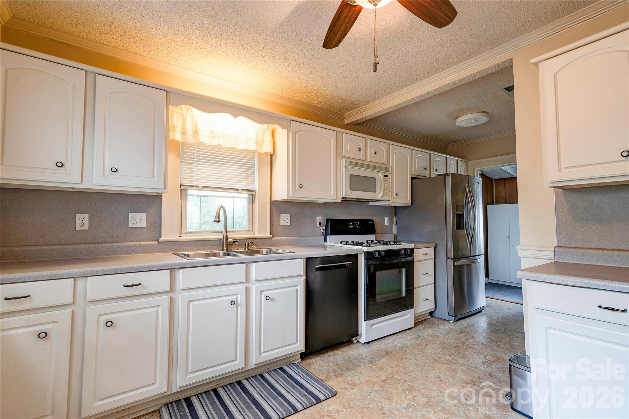 703 Dellinger Road Shelby, NC 28152 - Photo 3 of 28