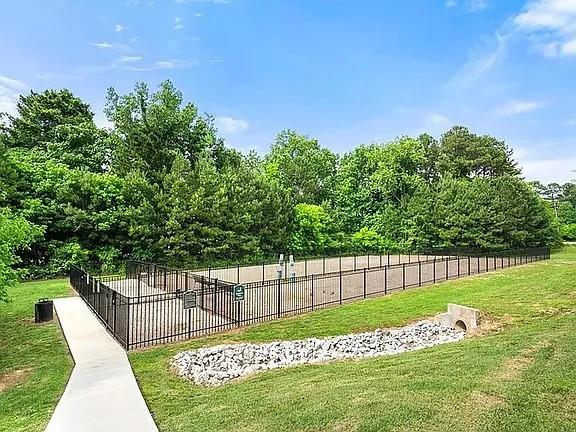 2070 Callaway Court Atlanta, GA 30318 - Photo 30 of 30 a garden view