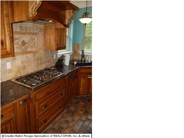 35025 Clinton Allen Road Denham Springs, LA 70706 - Photo 8 of 32
