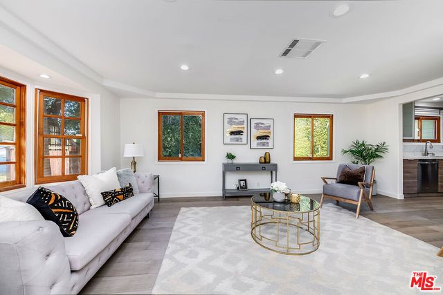 $1,125,000 | 4623 Jessica Drive, Los Angeles, CA 90065