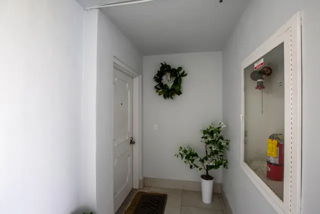 $876,000 | 4200 South Ocean Boulevard, Unit 503, South Palm Beach, FL 33480