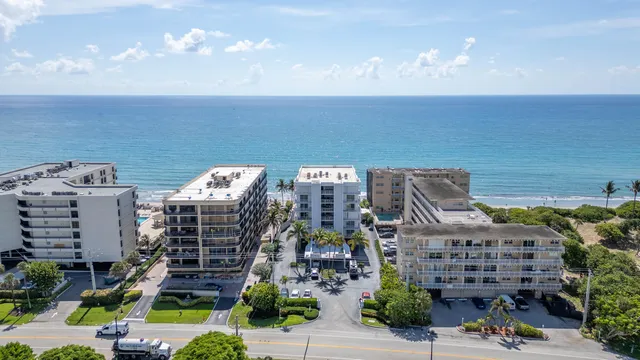 $876,000 | 4200 South Ocean Boulevard, Unit 503, South Palm Beach, FL 33480