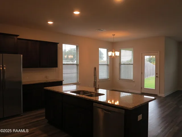 $2,060 | 207 Holly Grove Lane, Youngsville, LA 70592