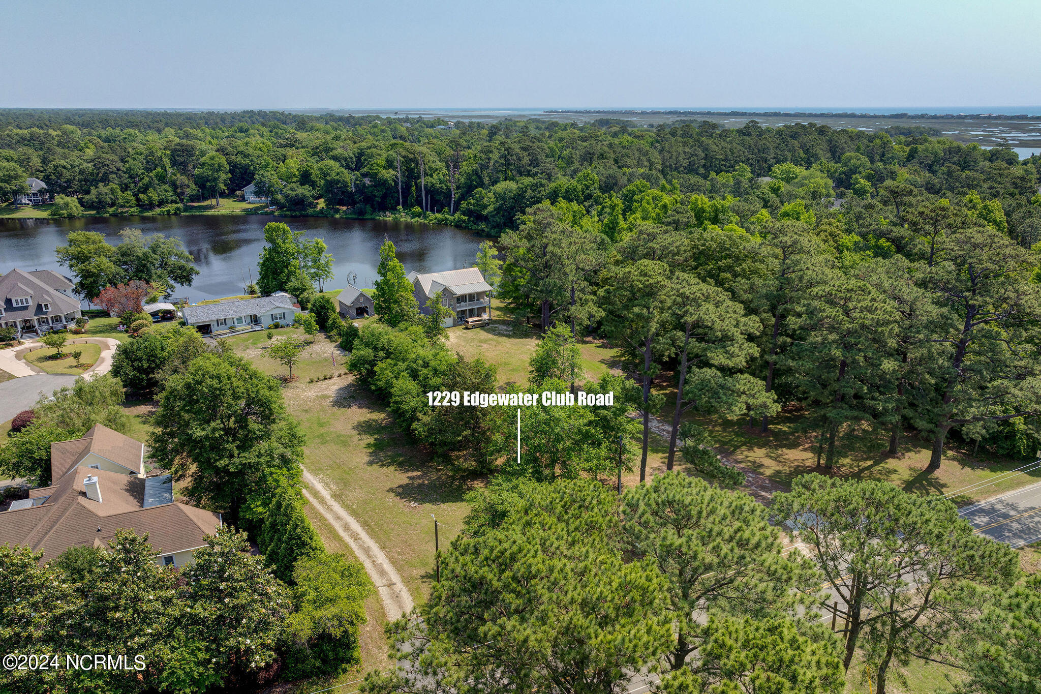 1229EdgewaterClubDrone-2