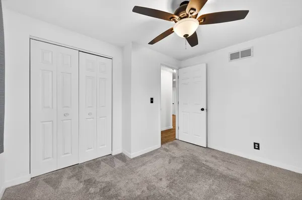 $234,900 | 605 Belaire Drive, Washington, IL 61571