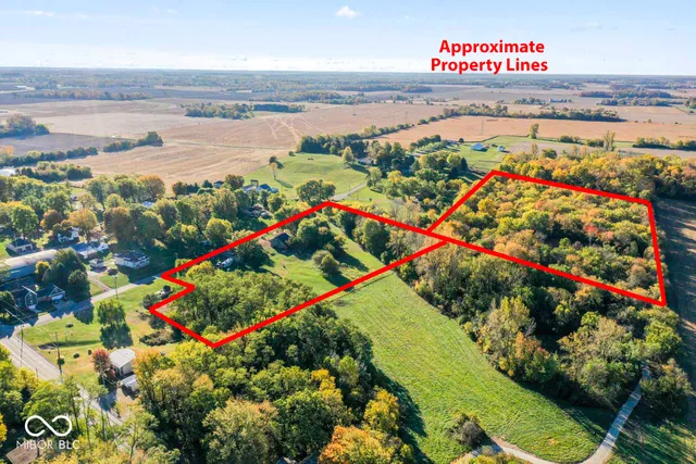 $160,000 | 1185 North Mill Street, Knightstown, IN 47362