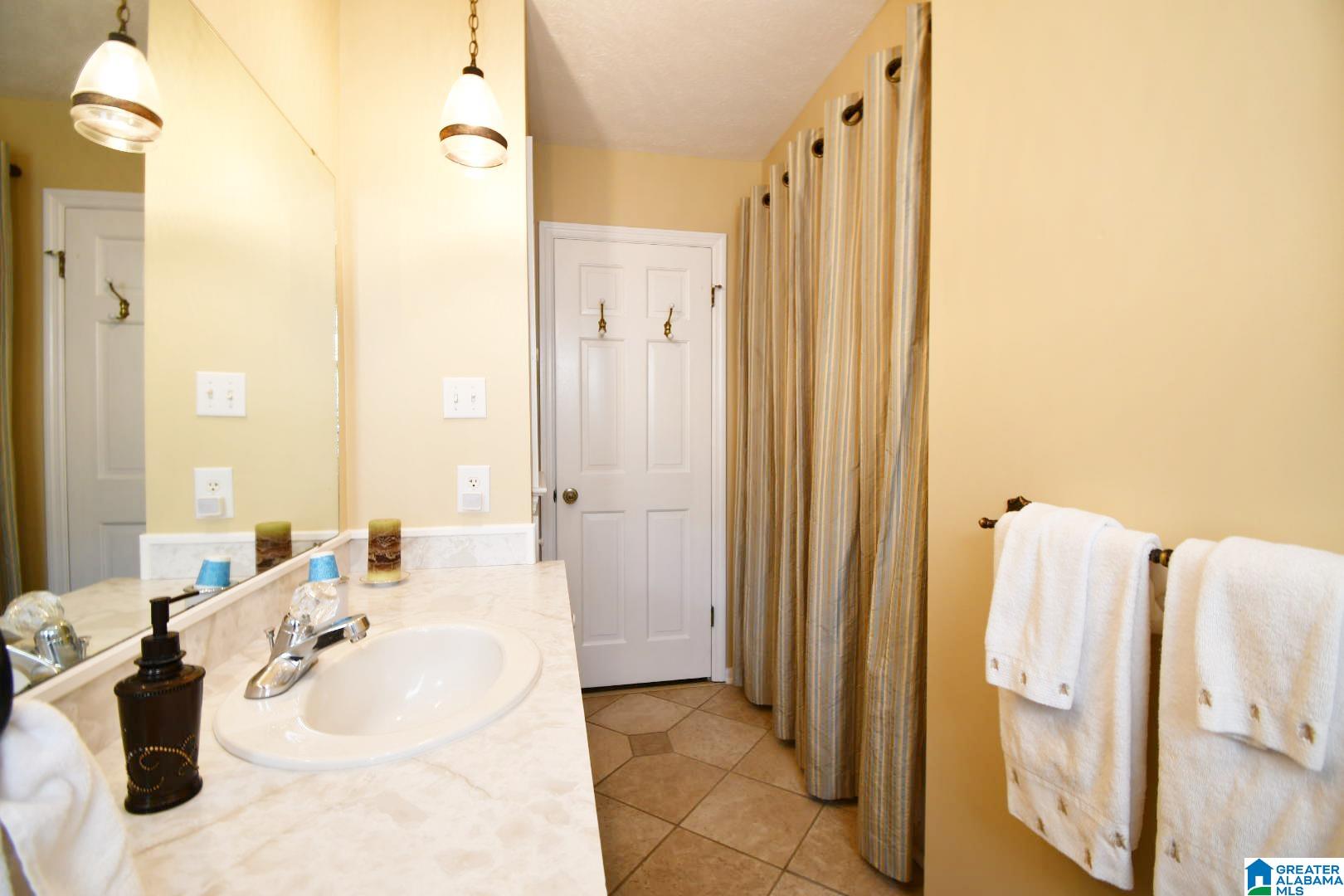 253 Eastaboga Road Talladega, AL 35160 - Photo 19 of 27
