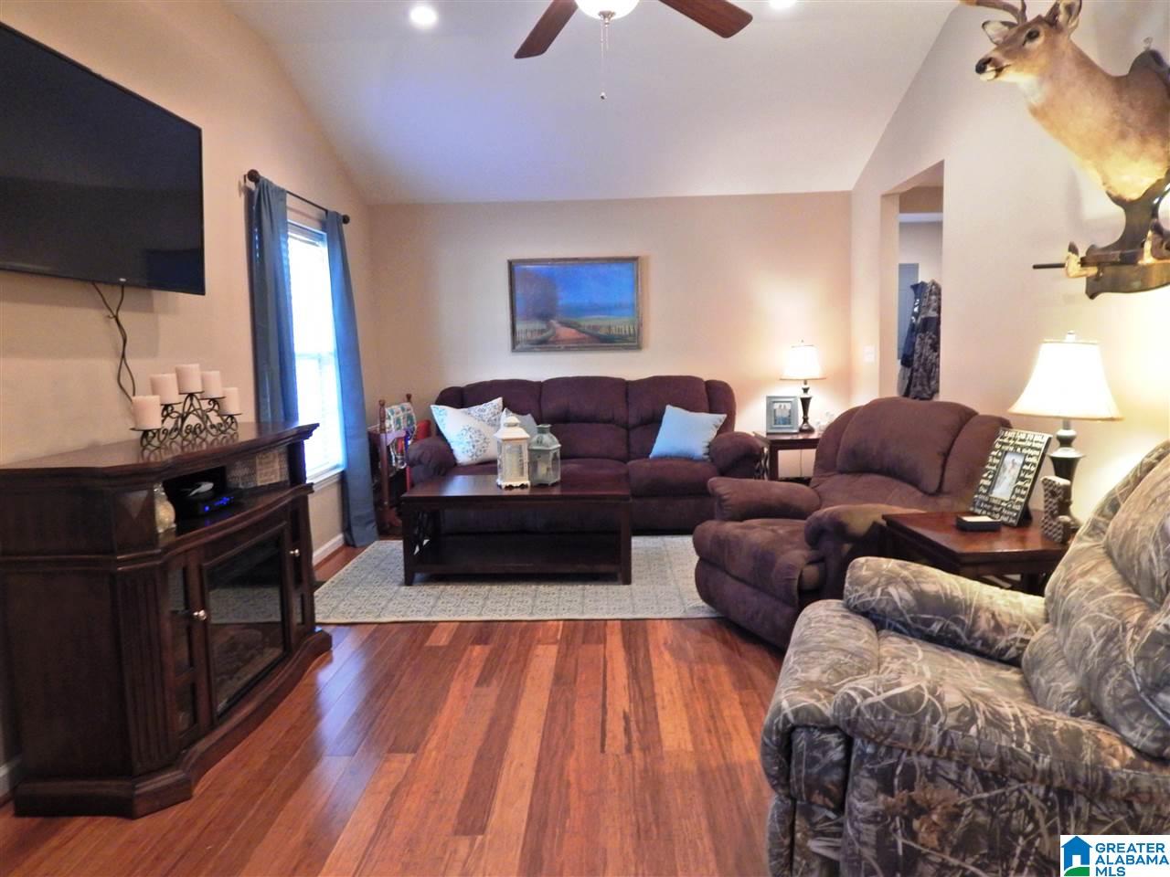 131 Beck Green Road Warrior, AL 35180 - Photo 14 of 35