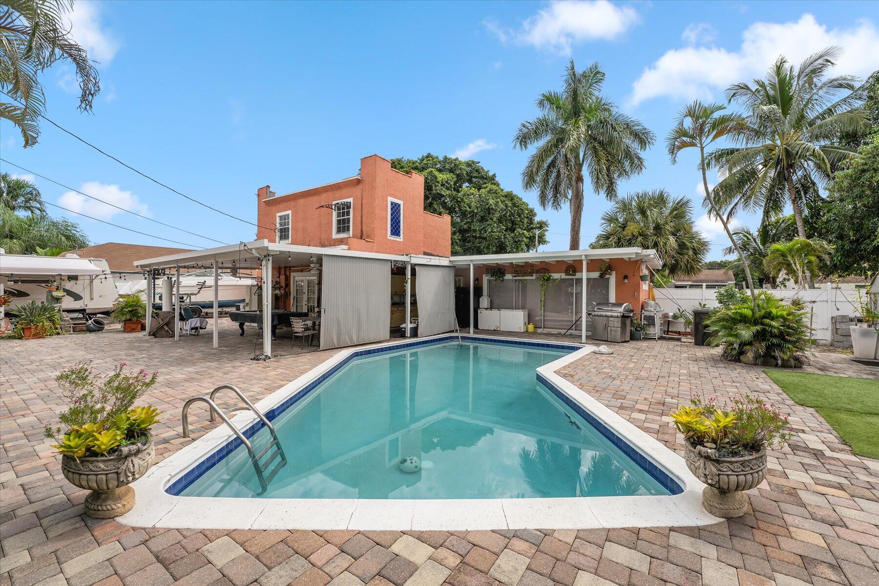 933 Almeria Road West Palm Beach, FL 33405 - Photo 2 of 37 31-DSC01623-Edit