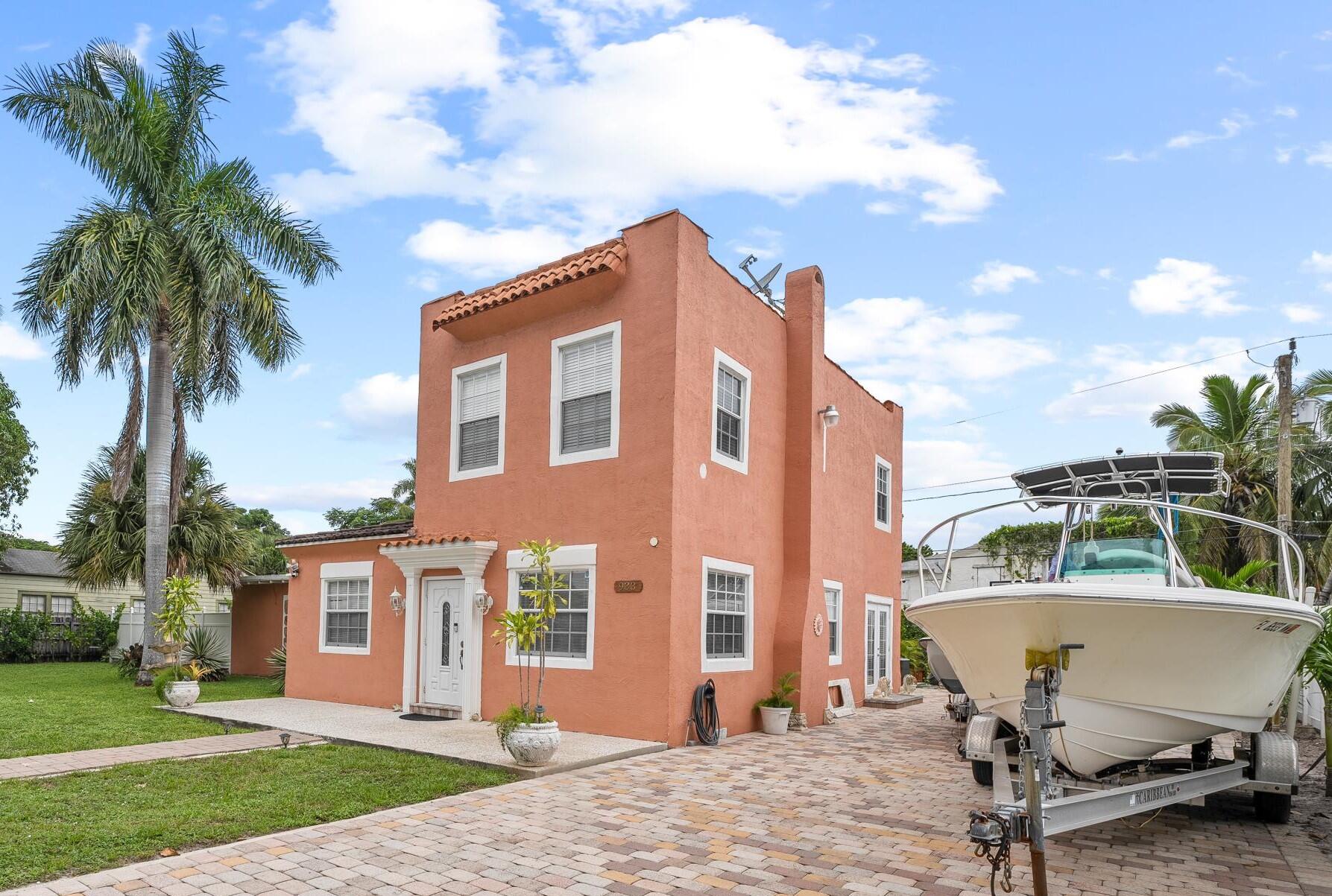 933 Almeria Road West Palm Beach, FL 33405 - Photo 3 of 37 gz9bragk6u22222