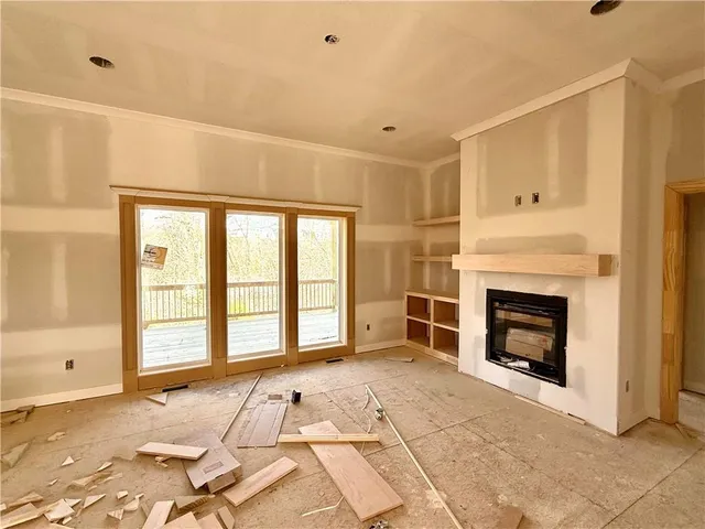 $599,900 | 4806 Northeast 105th Street, Kansas City, MO 64156