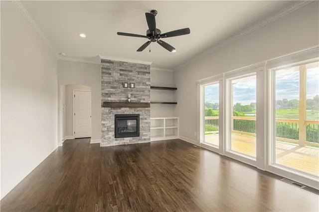 $599,900 | 4806 Northeast 105th Street, Kansas City, MO 64156