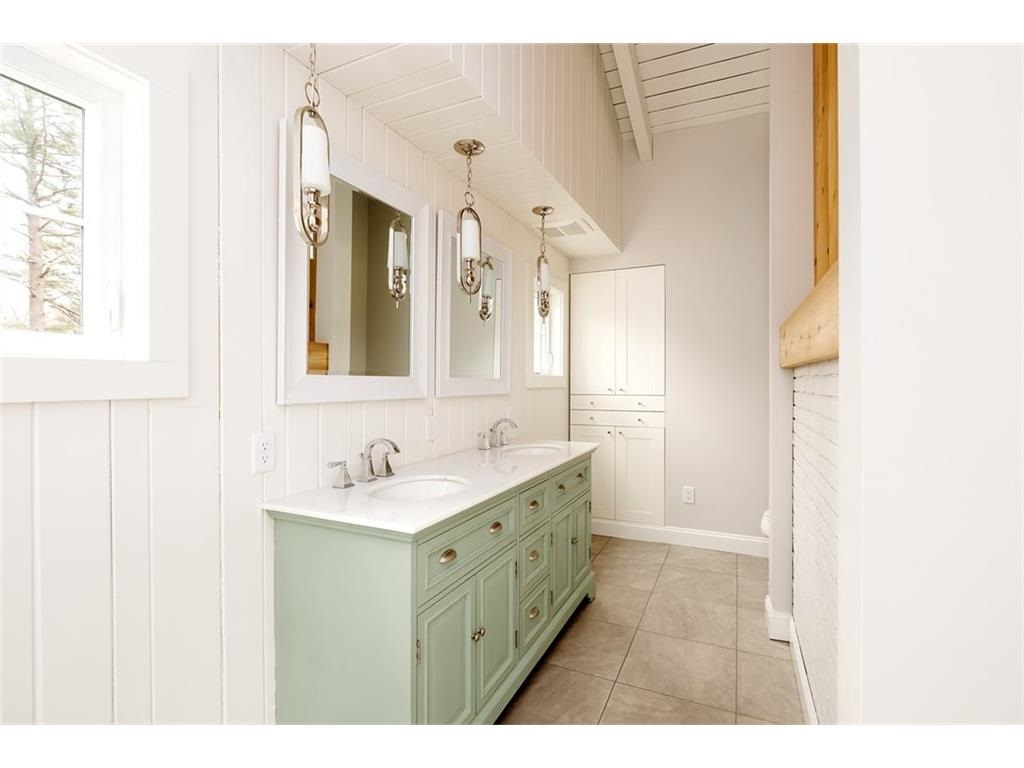 145 Shore Road, Unit 12 York, ME 03902 - Photo 20 of 34 Gallery Image 20