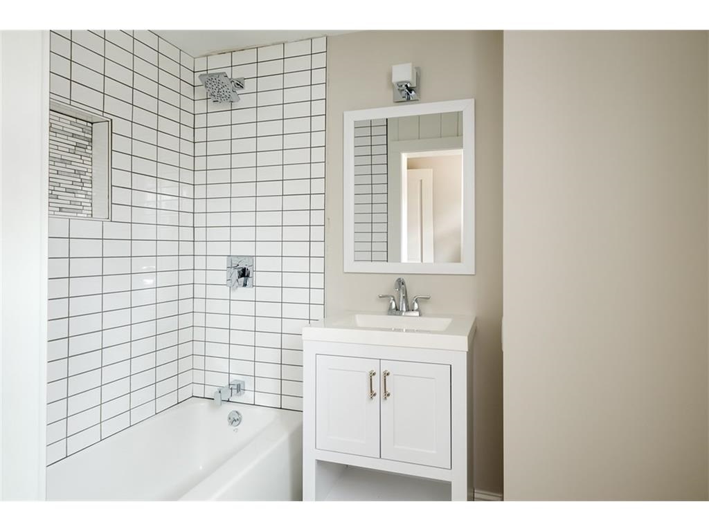 145 Shore Road, Unit 12 York, ME 03902 - Photo 22 of 34 Gallery Image 22