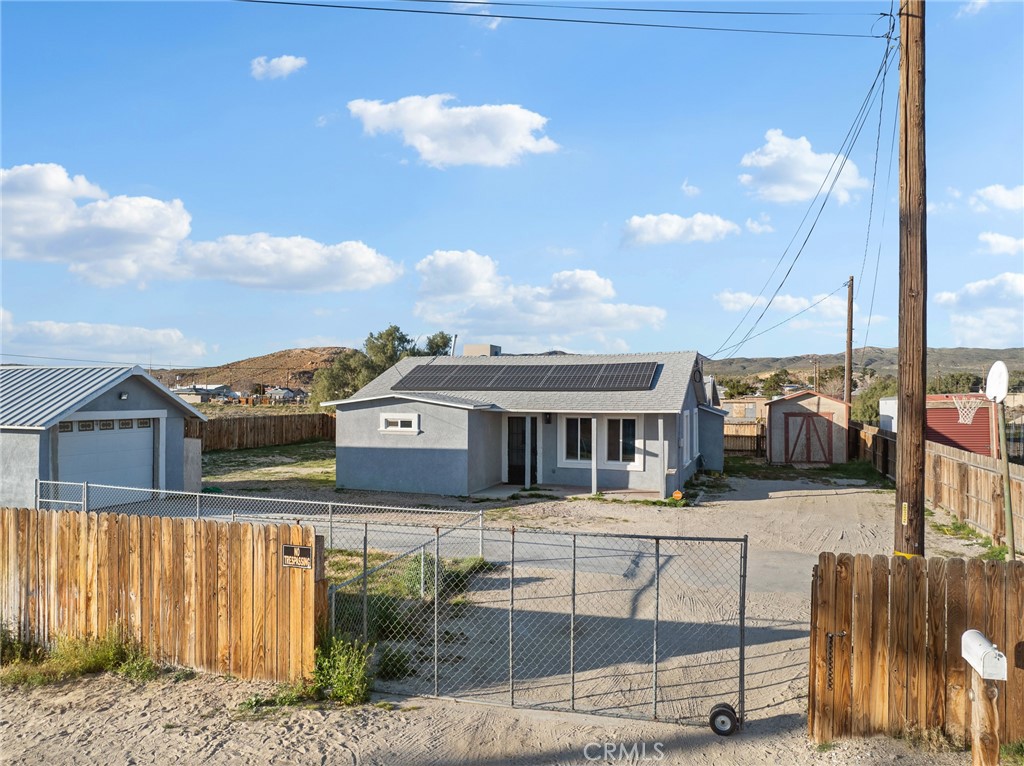 29246 Radio Barstow, CA 92311 - Photo 2 of 32