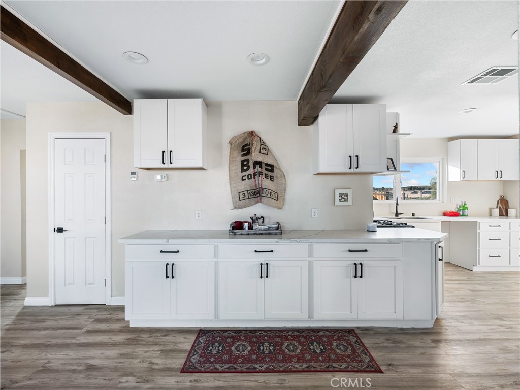 29246 Radio Barstow, CA 92311 - Photo 26 of 32 Coffee Bar area