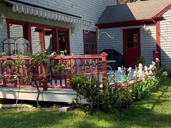 222 Blackmore Pond Road Wareham, MA 02576 - Photo 6 of 23 Gallery Image 6