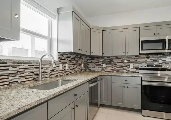 $1,800 | 112 Sierra Madre Street, Payne Springs, TX 75156