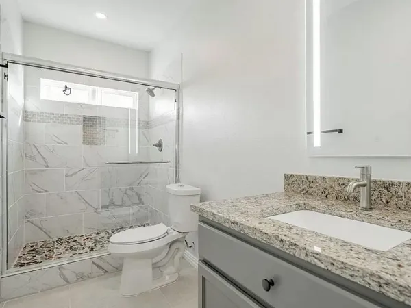 $1,800 | 112 Sierra Madre Street, Payne Springs, TX 75156