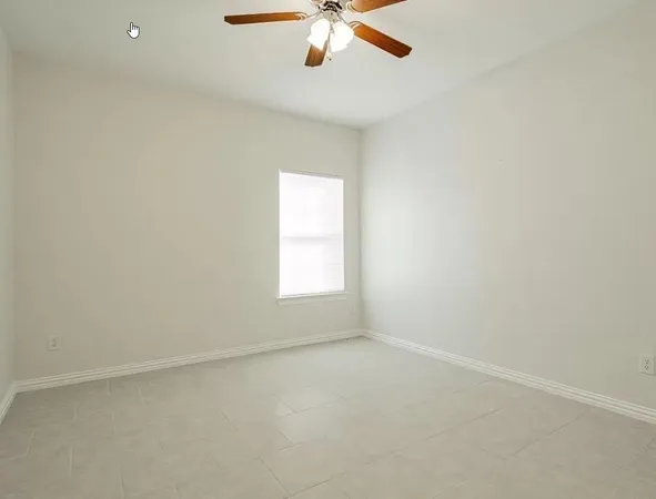 $1,800 | 112 Sierra Madre Street, Payne Springs, TX 75156