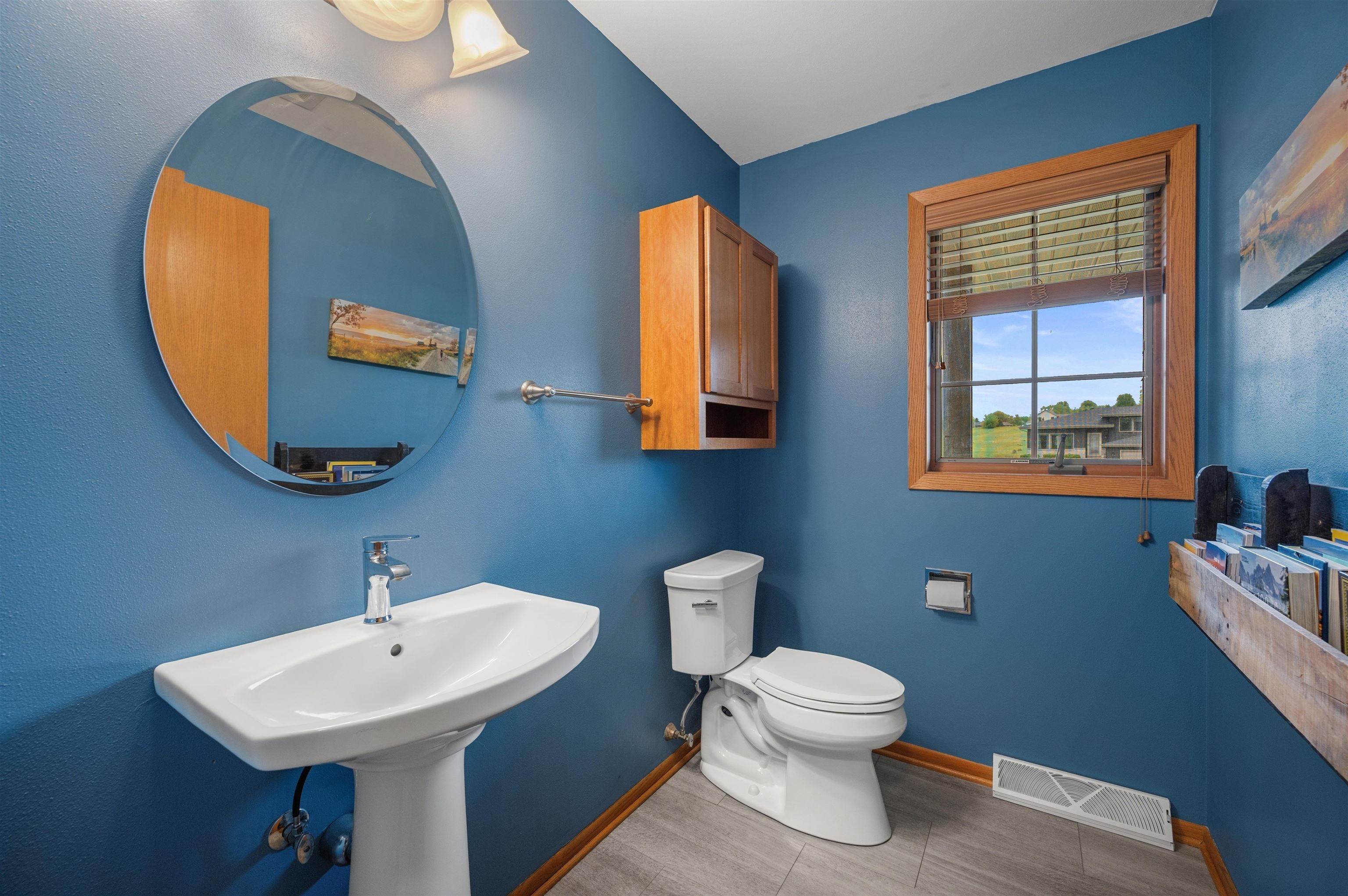 8600 Ellington Way Middleton, WI 53562 - Photo 18 of 37