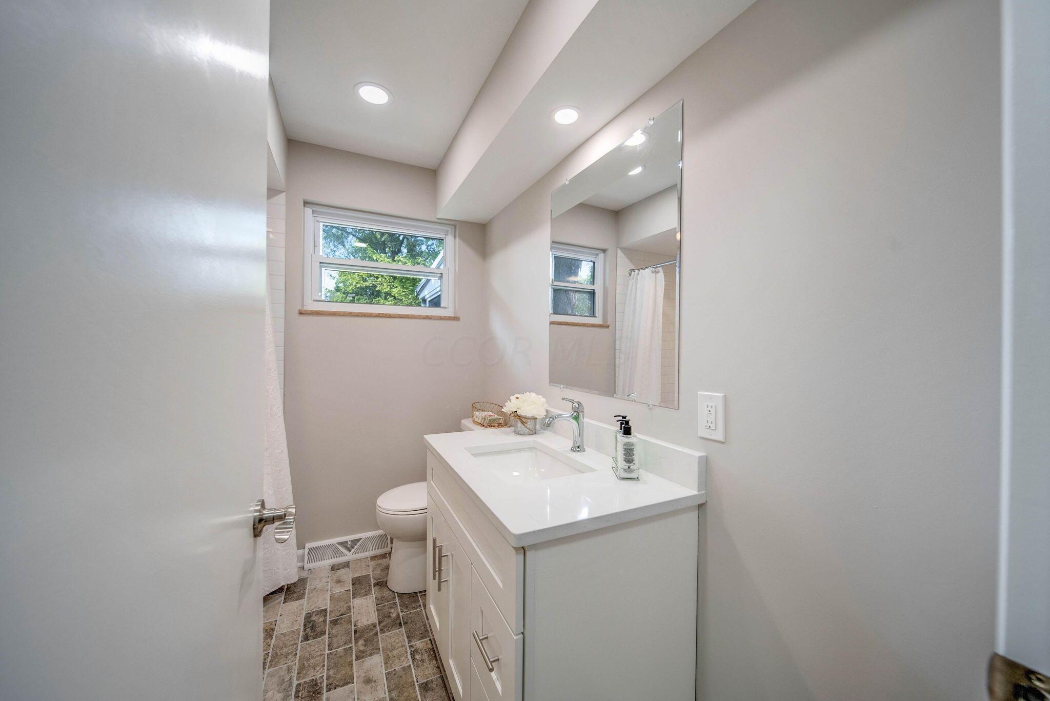525 Wetmore Road Columbus, OH 43214 - Photo 28 of 45 36-web-or-mls-DSC06778_79_80