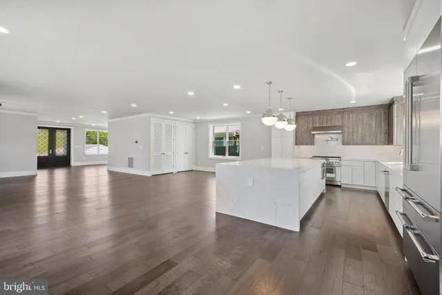 $1,599,900 | 1610 12th Street South, Arlington, VA 22204