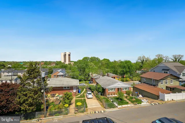 $1,599,900 | 1610 12th Street South, Arlington, VA 22204