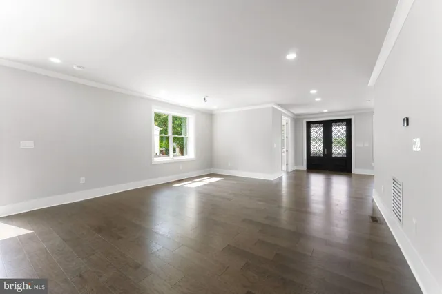 $1,599,900 | 1610 12th Street South, Arlington, VA 22204