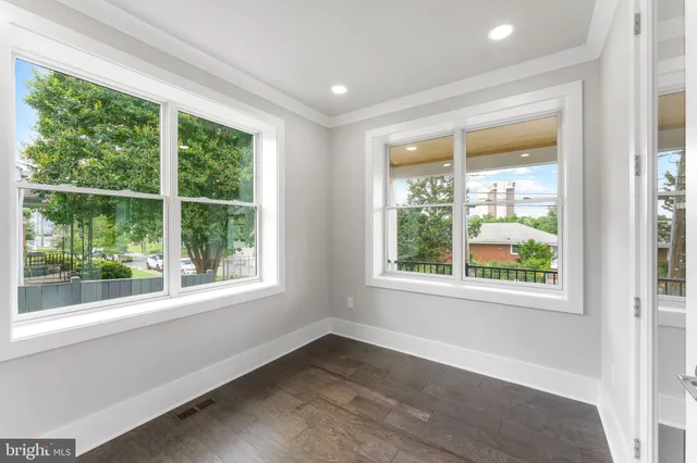 $1,599,900 | 1610 12th Street South, Arlington, VA 22204