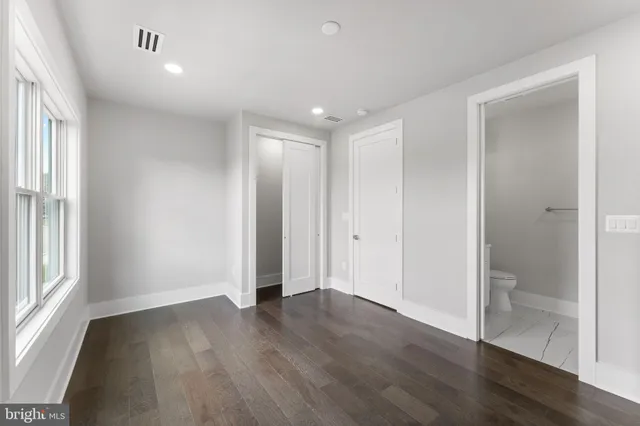 $1,599,900 | 1610 12th Street South, Arlington, VA 22204