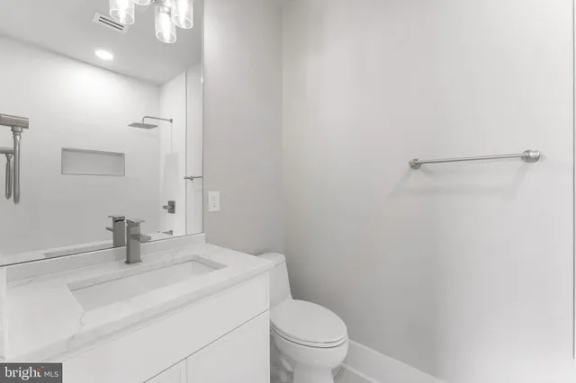 $1,599,900 | 1610 12th Street South, Arlington, VA 22204