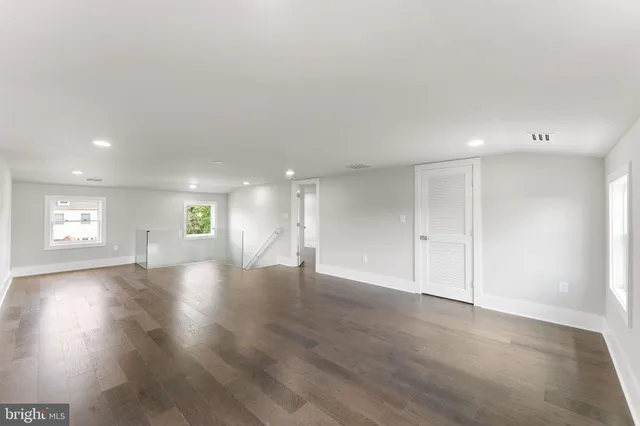 $1,599,900 | 1610 12th Street South, Arlington, VA 22204