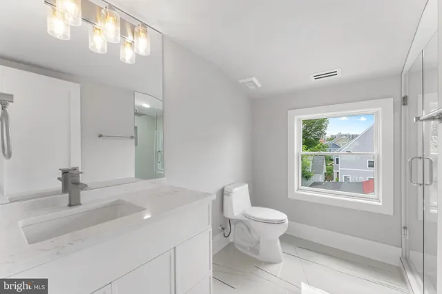 $1,599,900 | 1610 12th Street South, Arlington, VA 22204