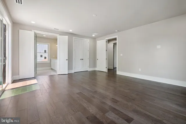 $1,599,900 | 1610 12th Street South, Arlington, VA 22204