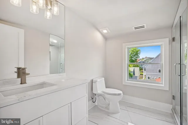 $1,599,900 | 1610 12th Street South, Arlington, VA 22204