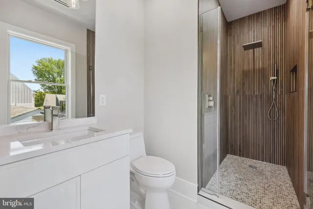 $1,599,900 | 1610 12th Street South, Arlington, VA 22204