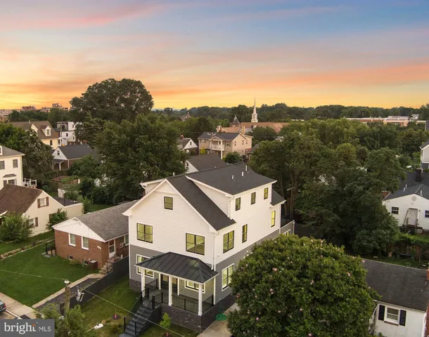 $1,599,900 | 1610 12th Street South, Arlington, VA 22204